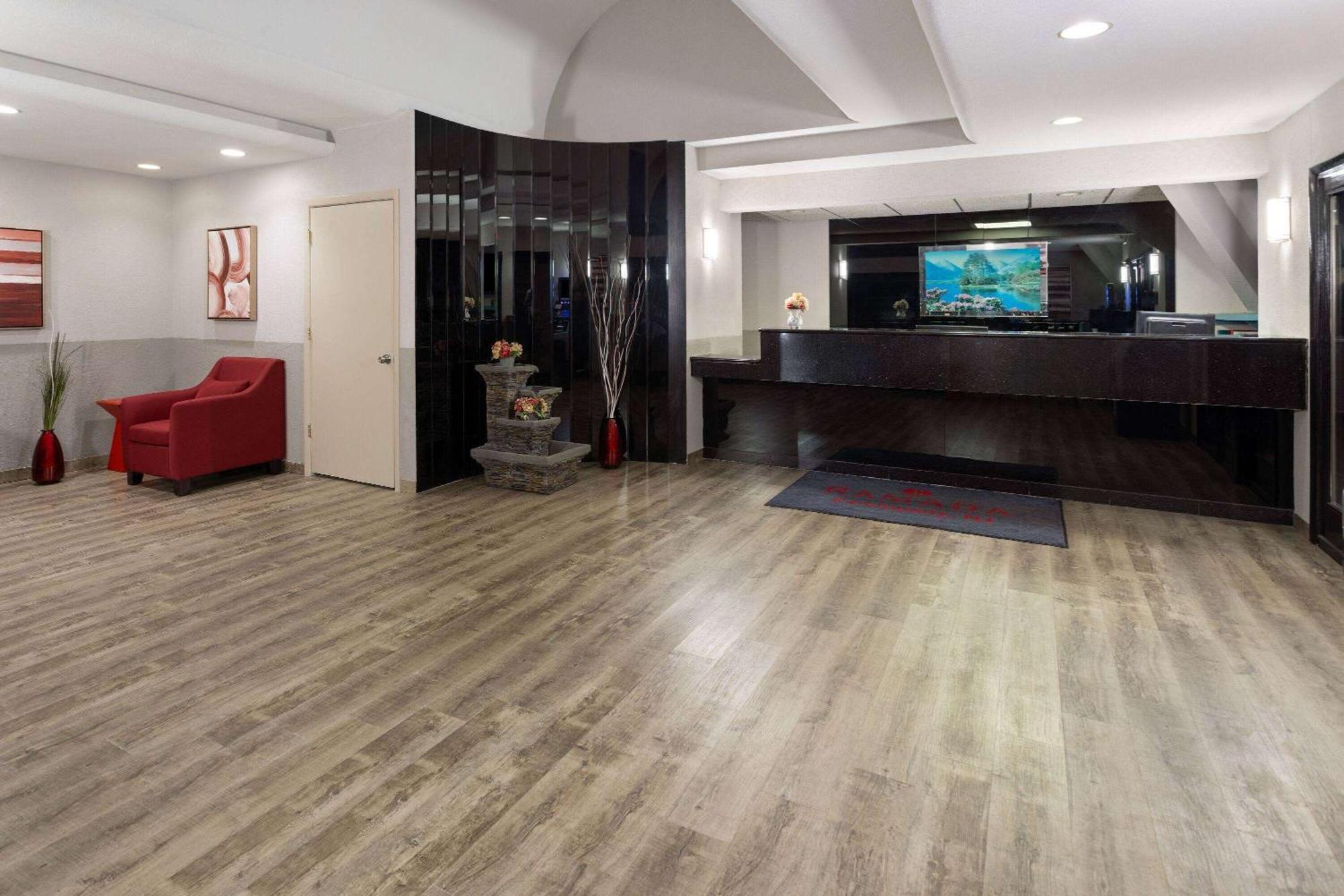 Ramada By Wyndham Parsippany Ξενοδοχείο Εξωτερικό φωτογραφία