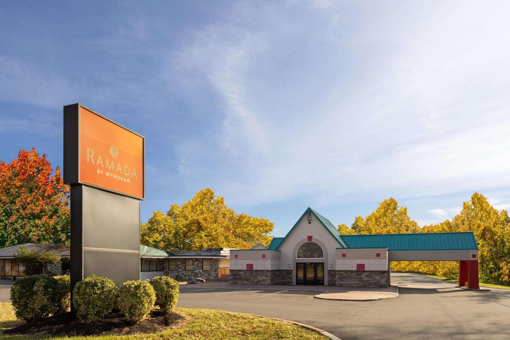 Ramada By Wyndham Parsippany Ξενοδοχείο Εξωτερικό φωτογραφία